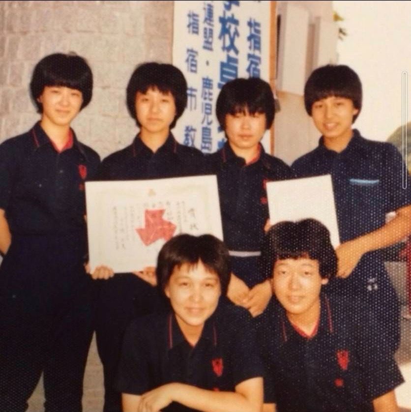 学生時代の卓球部の仲間との集合写真